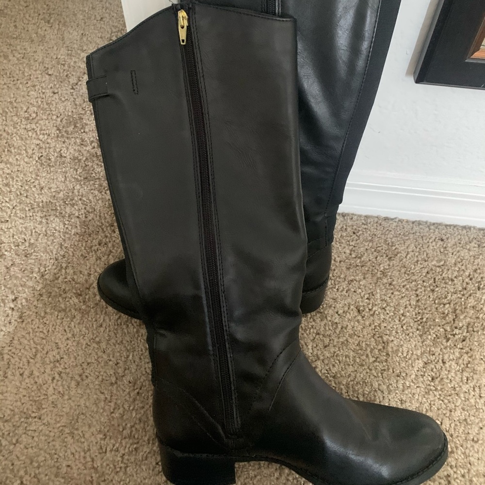 Black boots